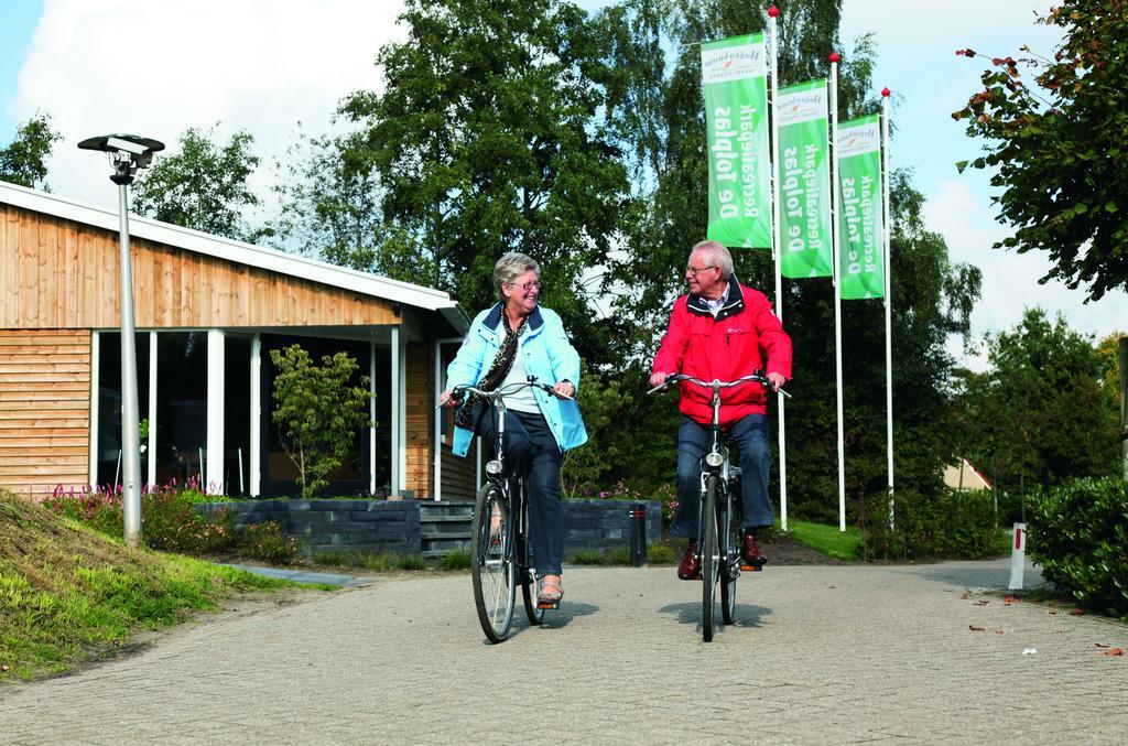 Roompot Recreatiepark De Tolplas Vriezenveen エクステリア 写真