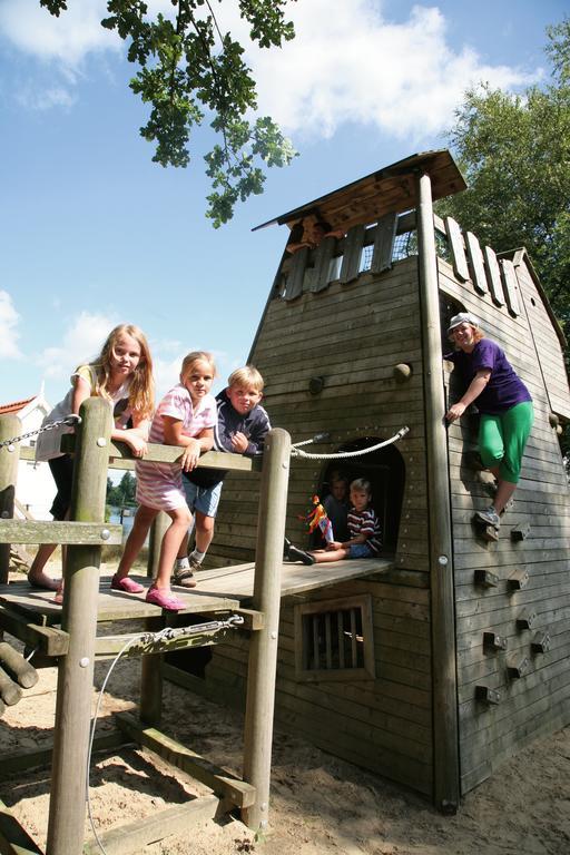 Roompot Recreatiepark De Tolplas Vriezenveen エクステリア 写真