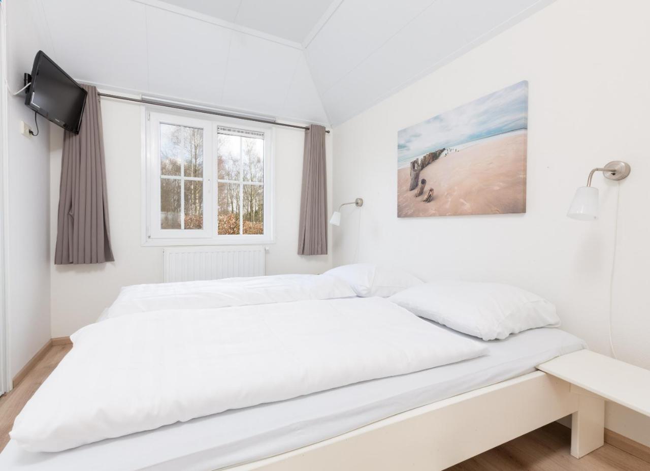 Roompot Recreatiepark De Tolplas Vriezenveen エクステリア 写真